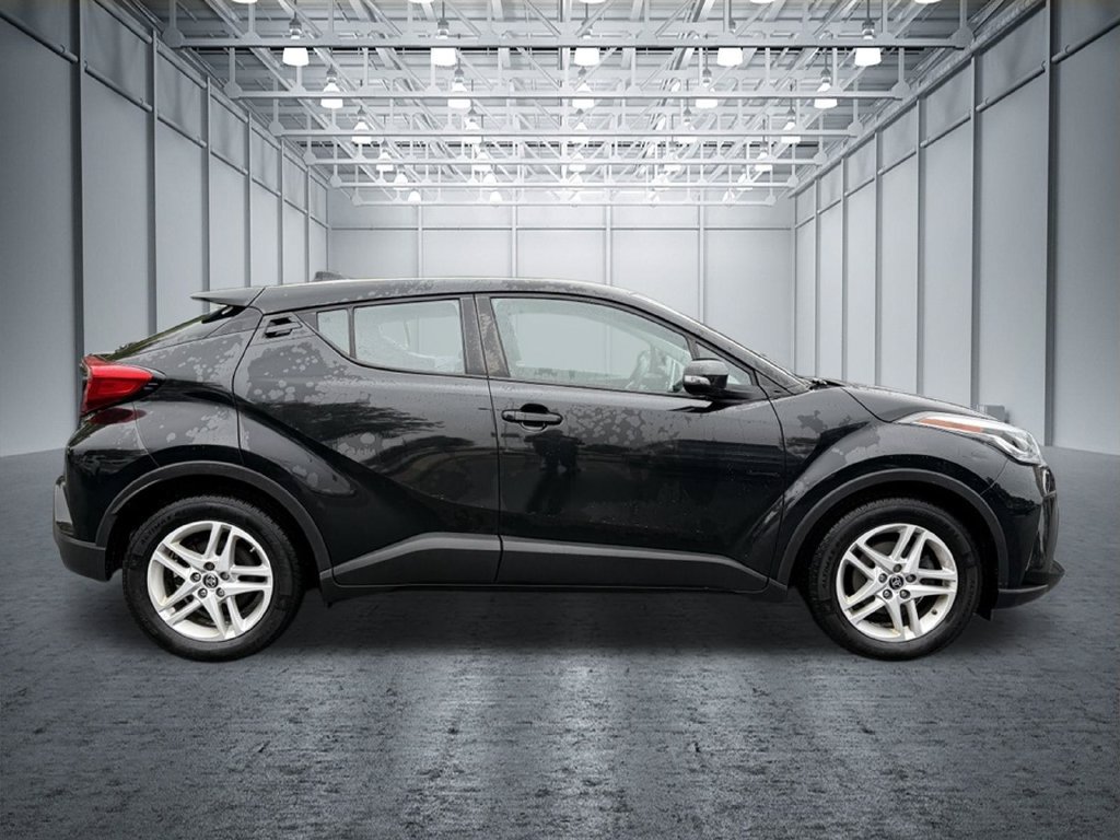 Used 2021 Toyota C-HR LE FWD image 23