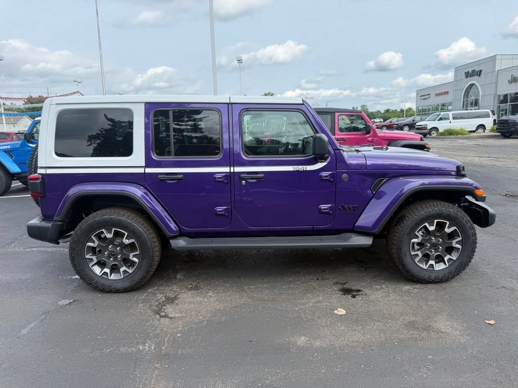 New 2026 Jeep Wrangler Unlimited Sahara w/ Whitecap Package AWD/4WD image 2