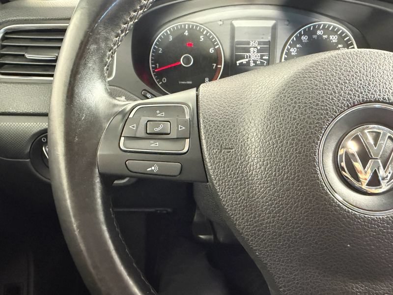 Used 2012 Volkswagen Jetta SE FWD image 88