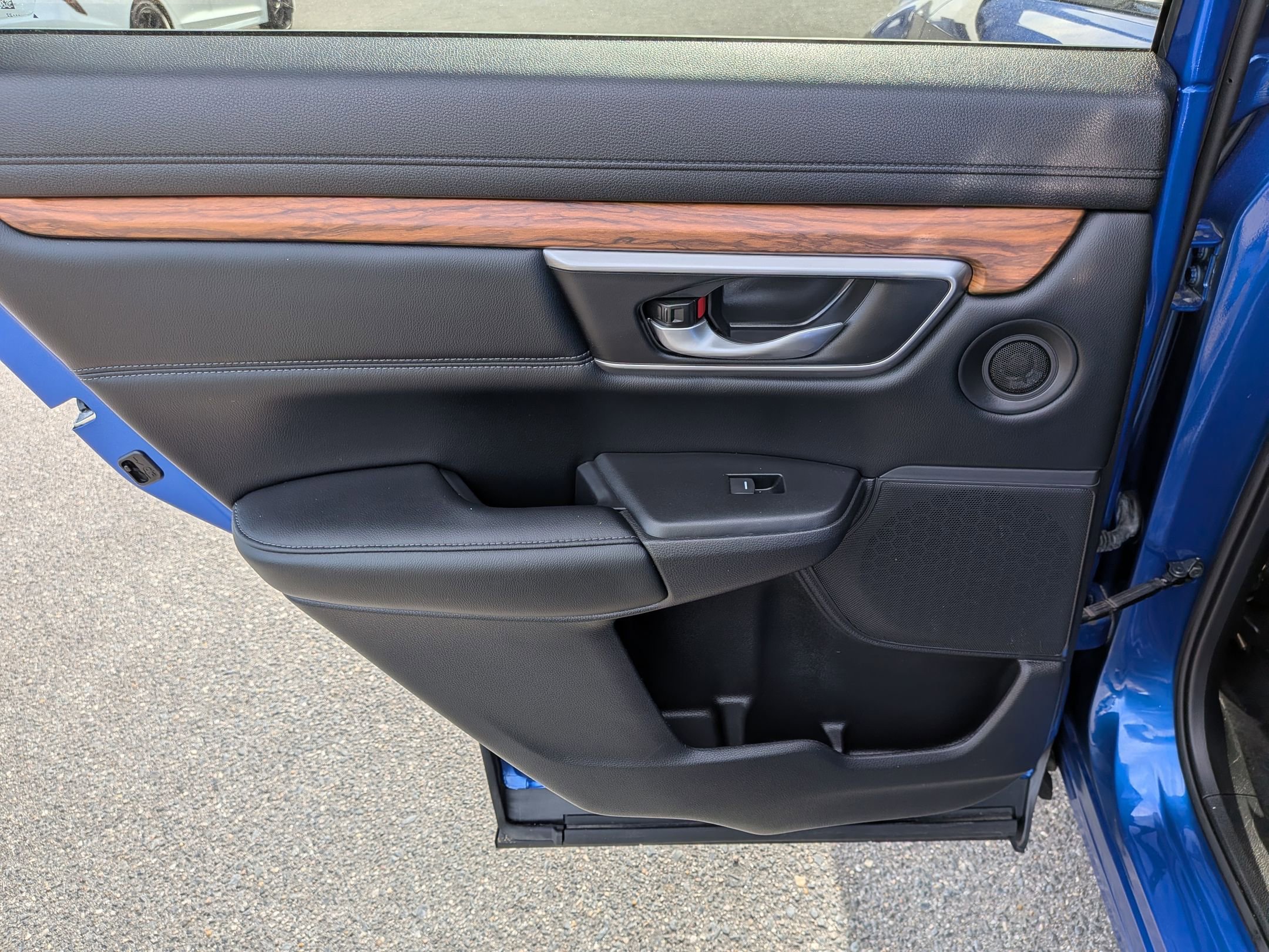 Used 2022 Honda CR-V EX-L image 26