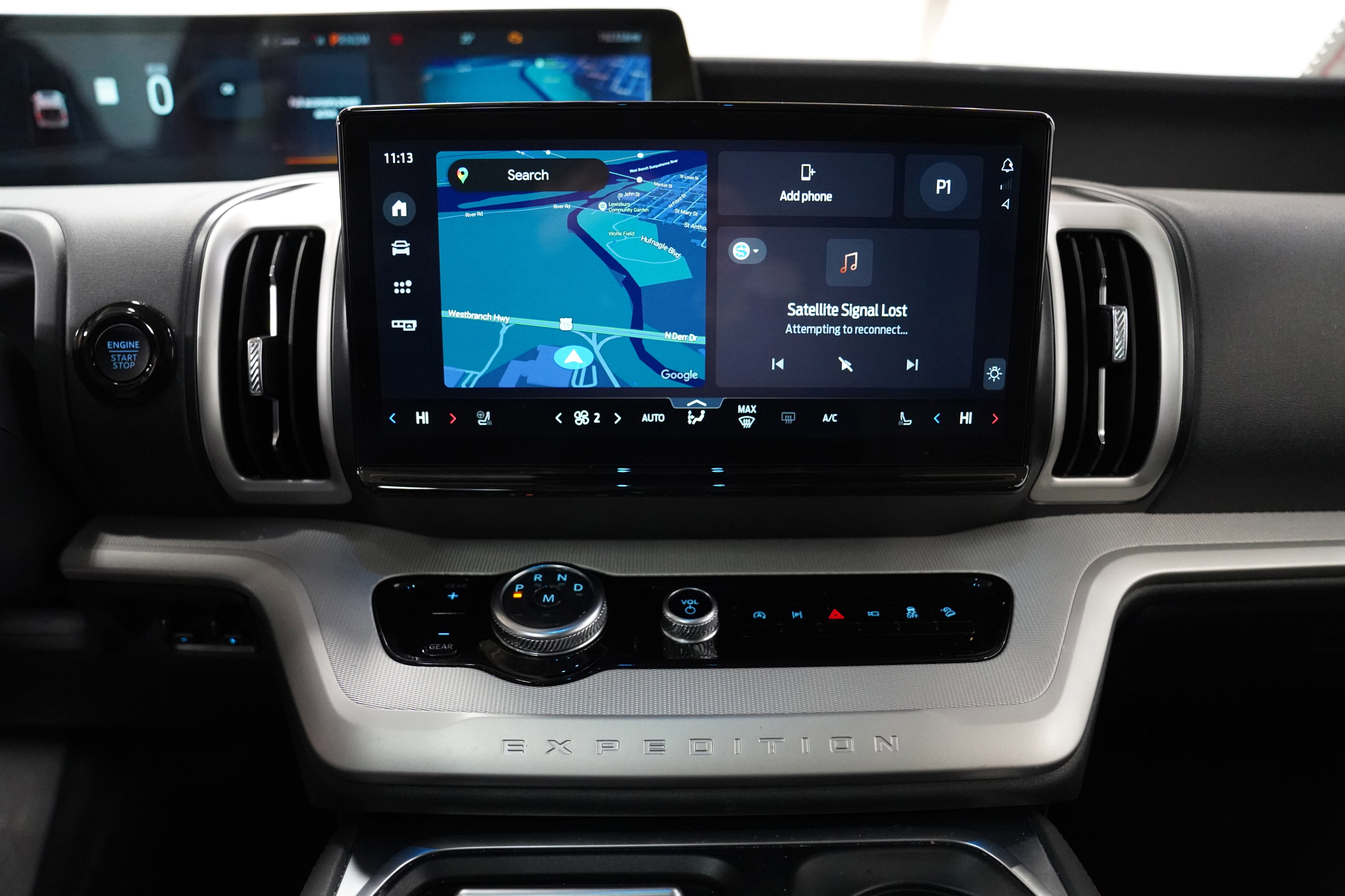 Used 2025 Ford Expedition Active image 25