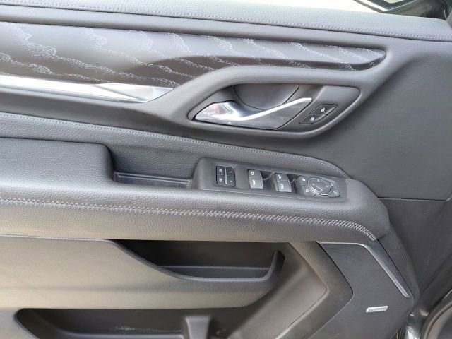 Used 2023 GMC Yukon Denali image 32