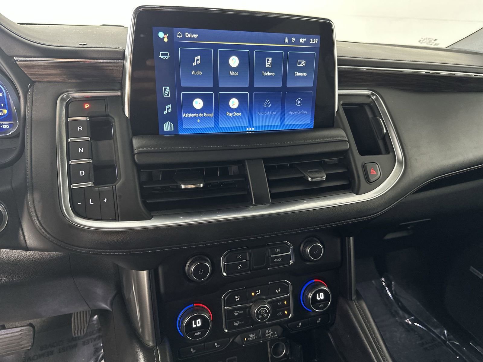 Used 2022 Chevrolet Suburban LT RWD image 21