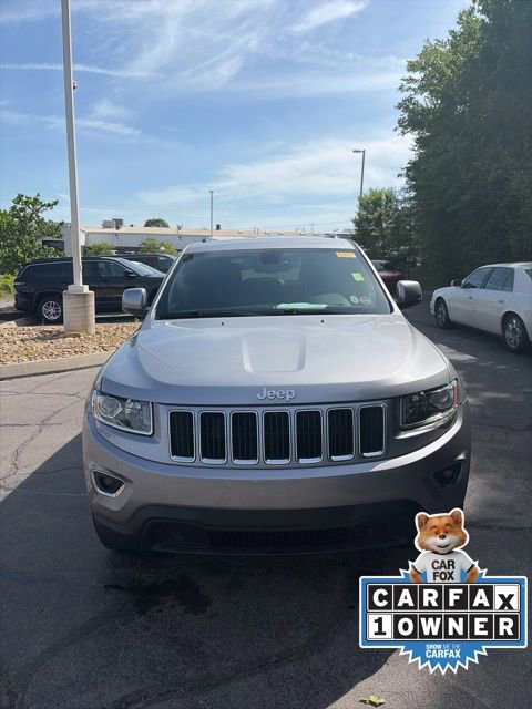 Used 2015 Jeep Grand Cherokee Laredo w/ Quick Order Package 23E AWD/4WD image 2