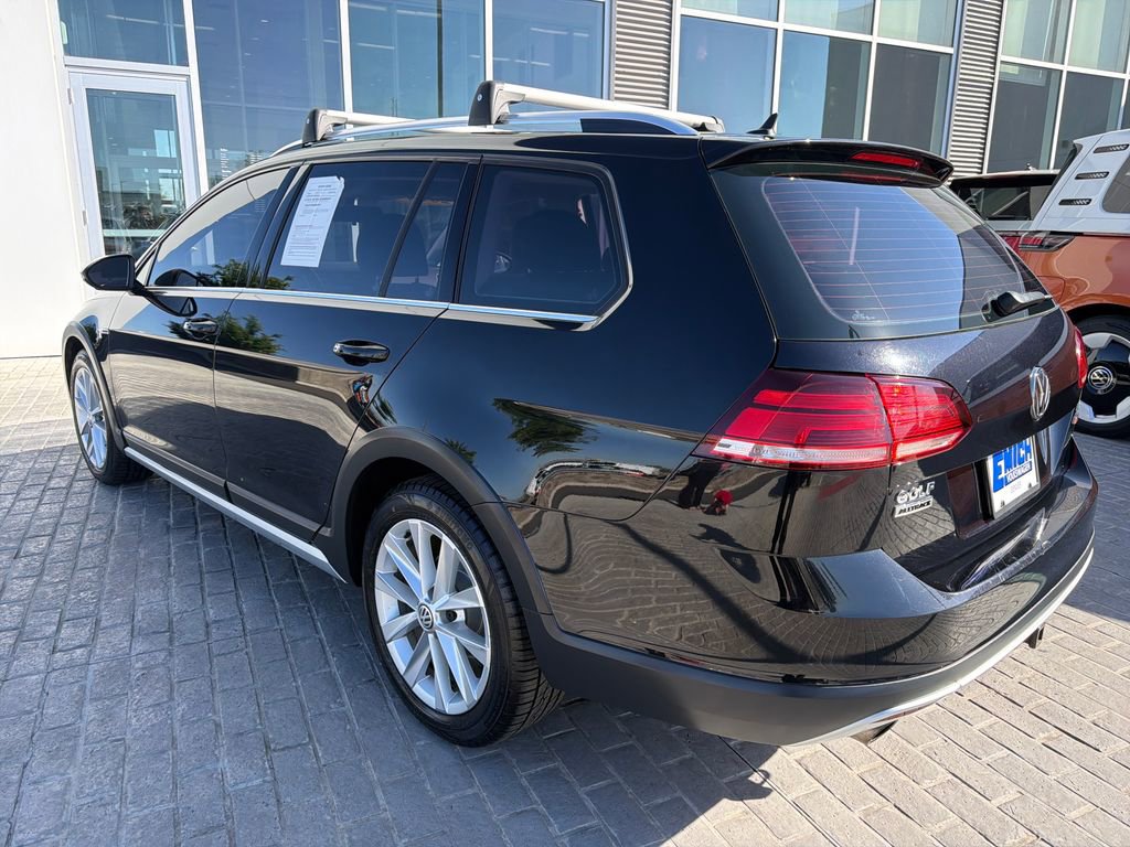 Used 2018 Volkswagen Golf Alltrack S AWD/4WD image 3
