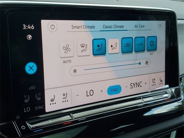 New 2026 Volkswagen Atlas Cross Sport SE image 31