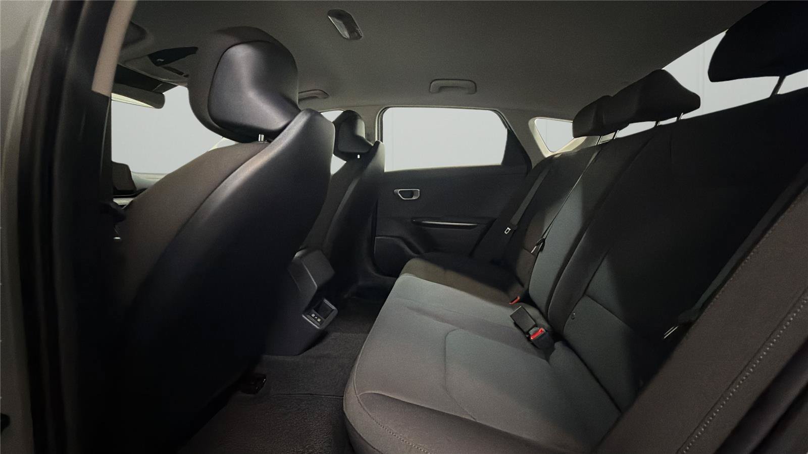 New 2026 Kia K4 FWD image 11