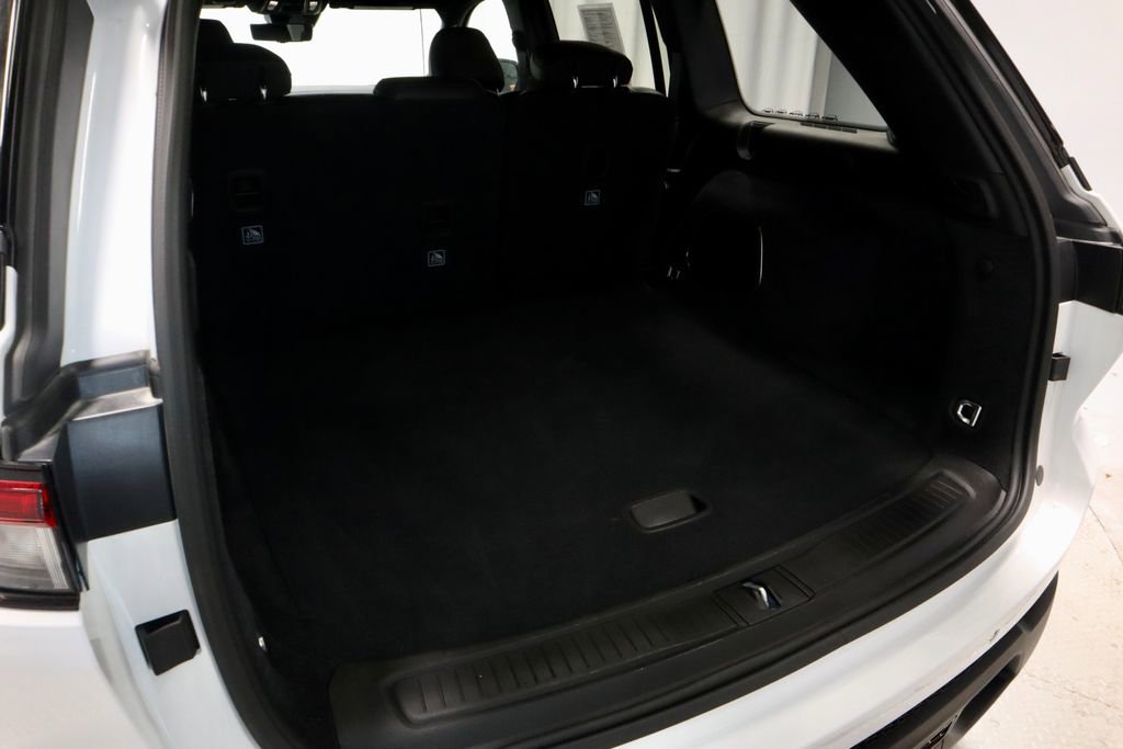 Used 2022 Jeep Grand Cherokee Trailhawk w/ Luxury Tech Group III image 14