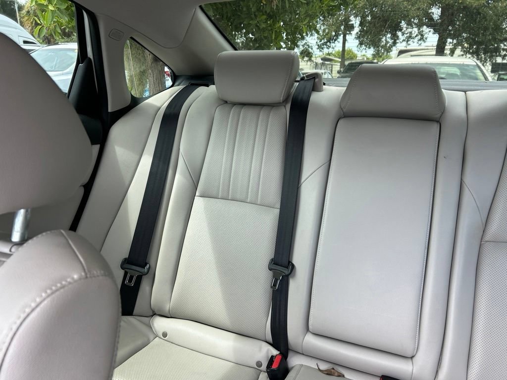 Used 2018 Honda Accord EX-L image 12