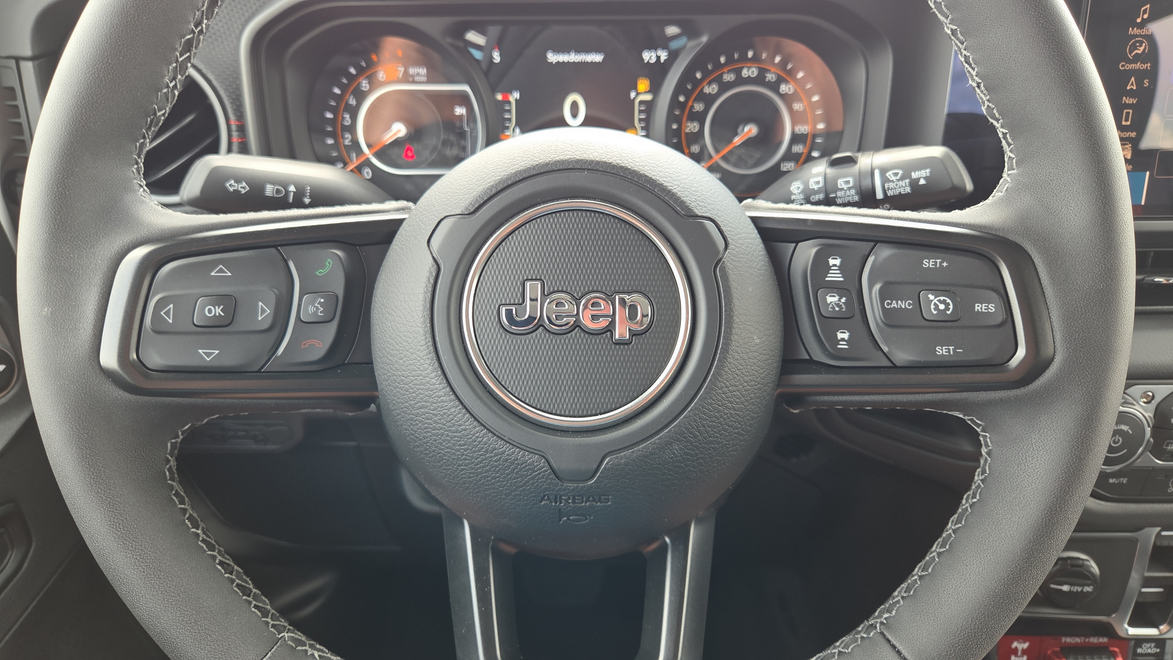 Used 2026 Jeep Wrangler Unlimited Rubicon AWD/4WD image 30