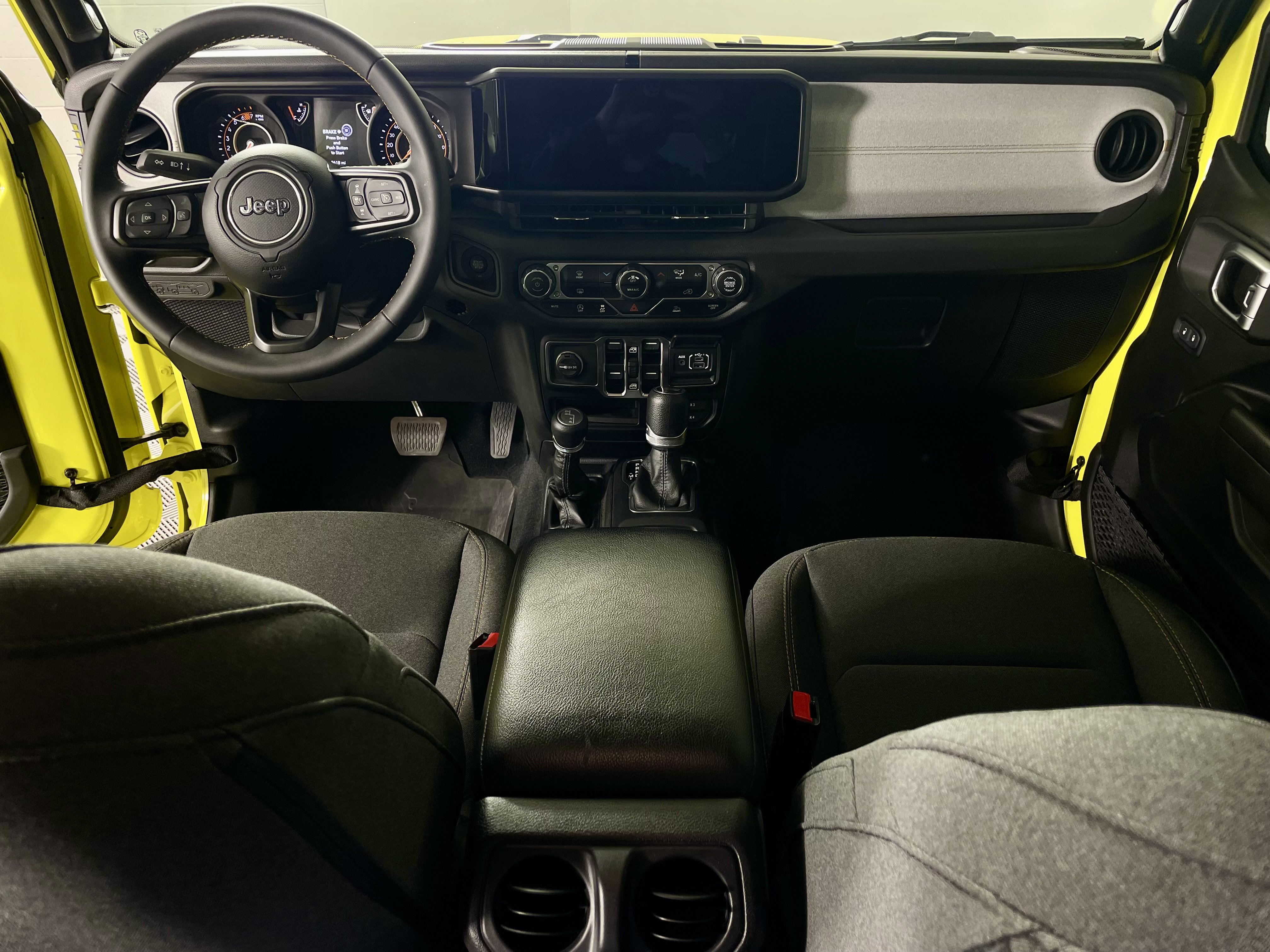 Certified 2024 Jeep Wrangler Sport S image 25