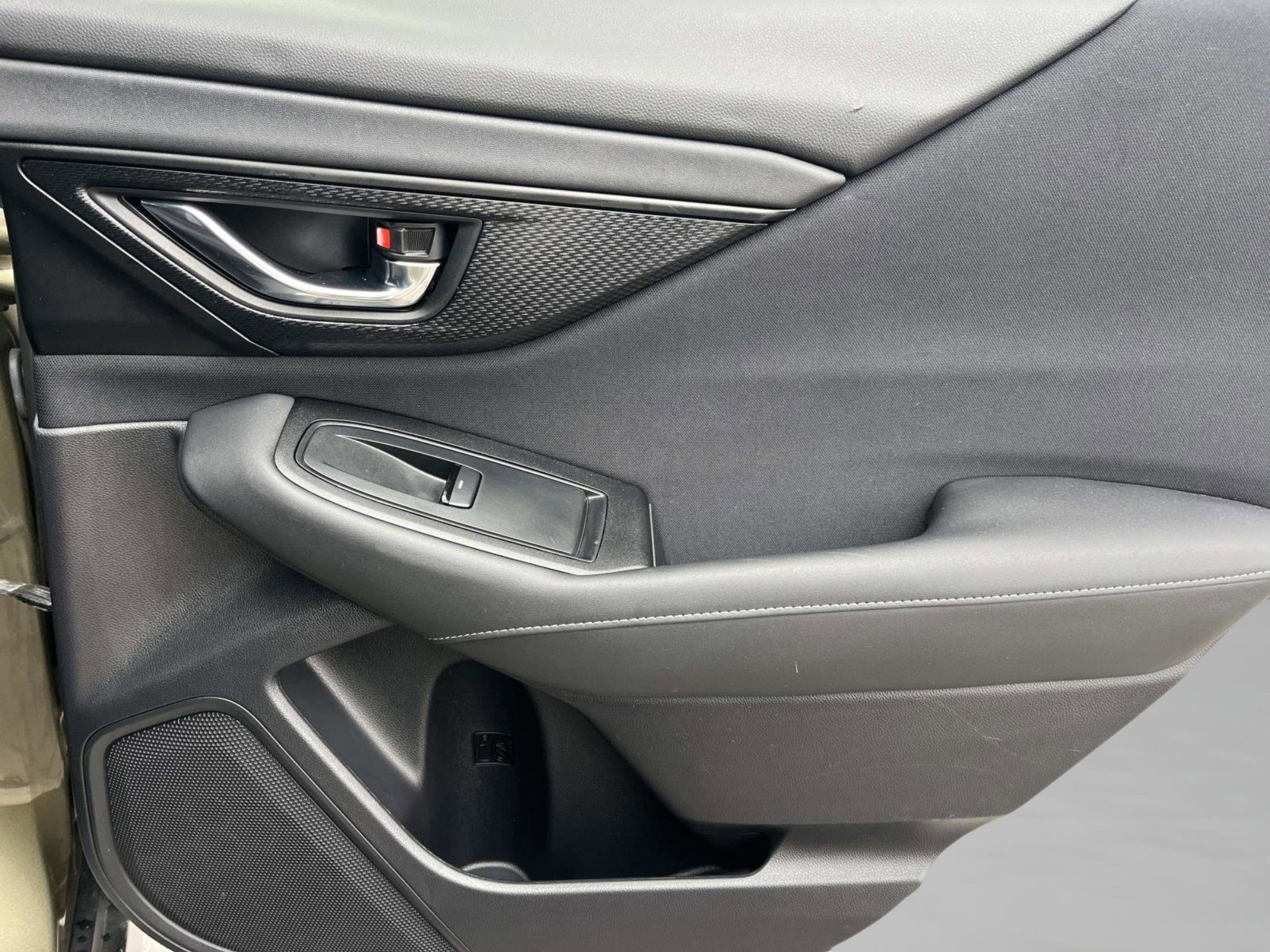 Used 2020 Subaru Outback Premium image 23