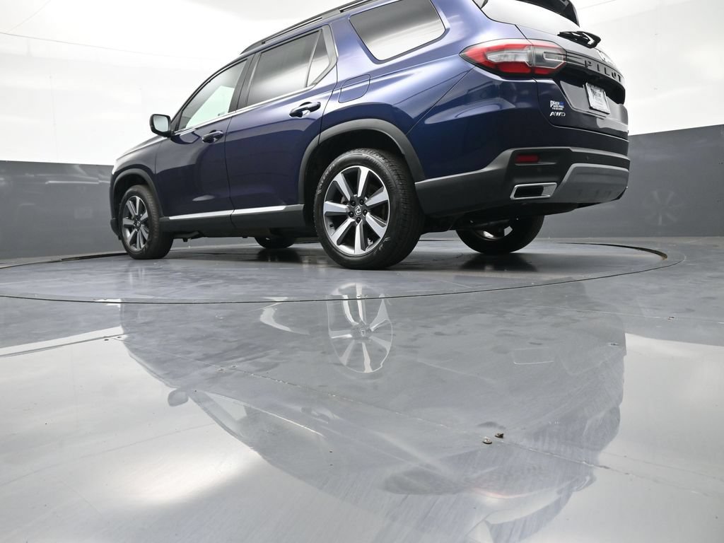 Certified 2024 Honda Pilot Touring image 35