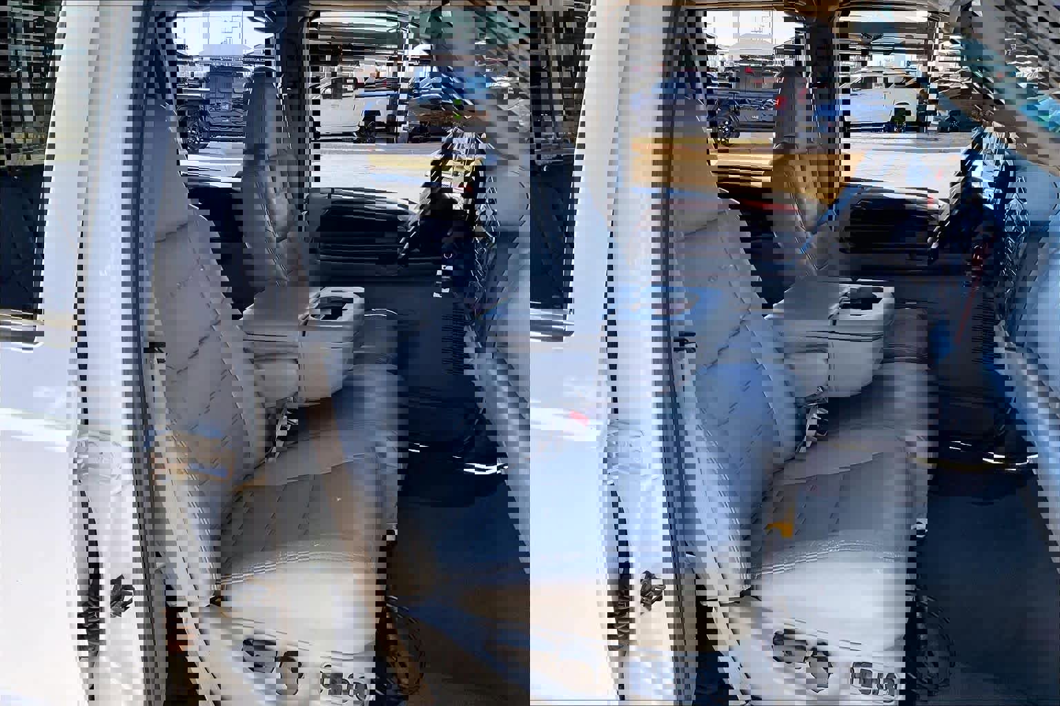 Used 2006 Ford F350 Lariat image 10