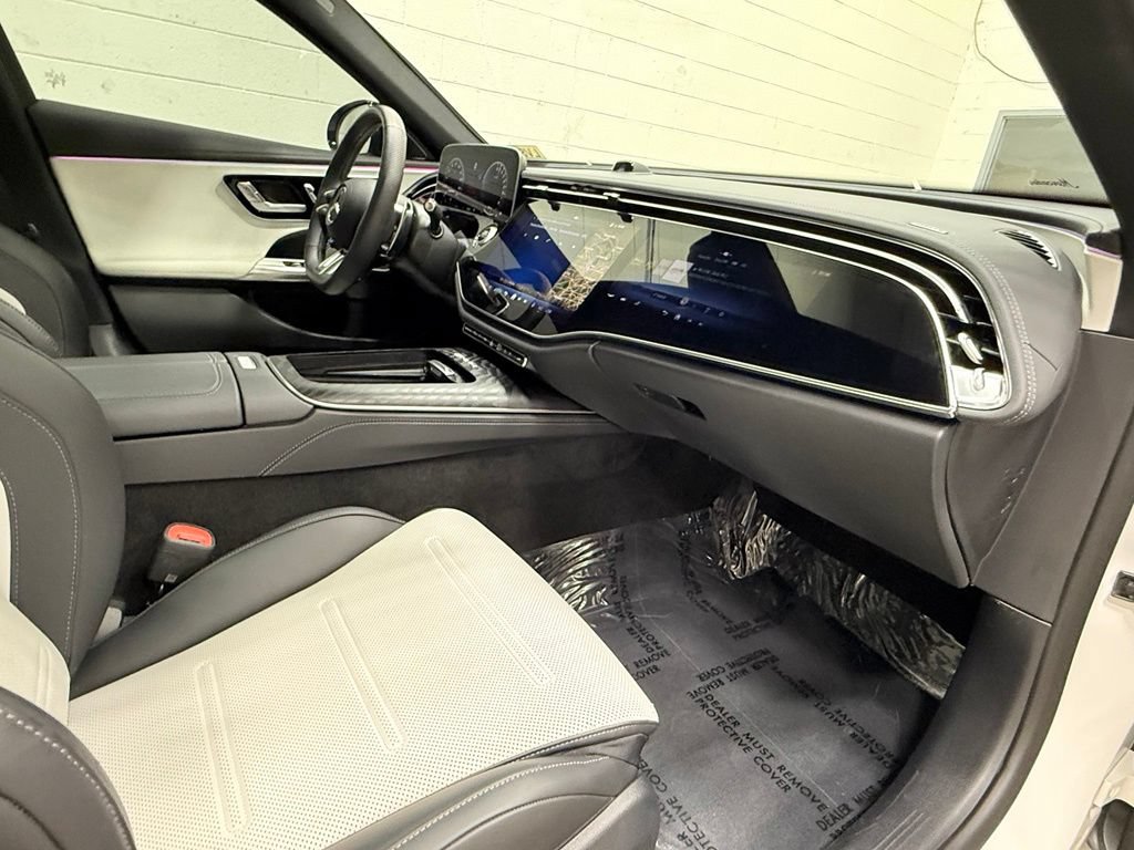 Used 2025 Mercedes-Benz E 53 AMG e 4MATIC Sedan image 57