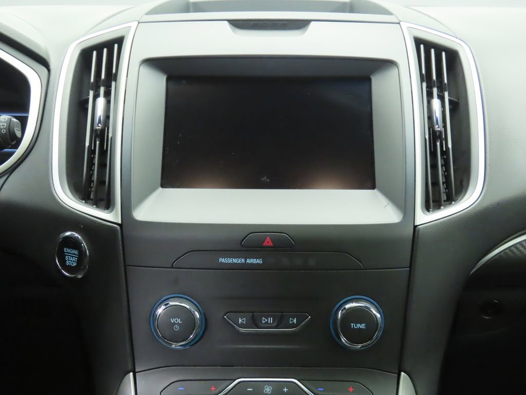 Used 2020 Ford Edge ST-Line w/ Cold Weather Package image 14