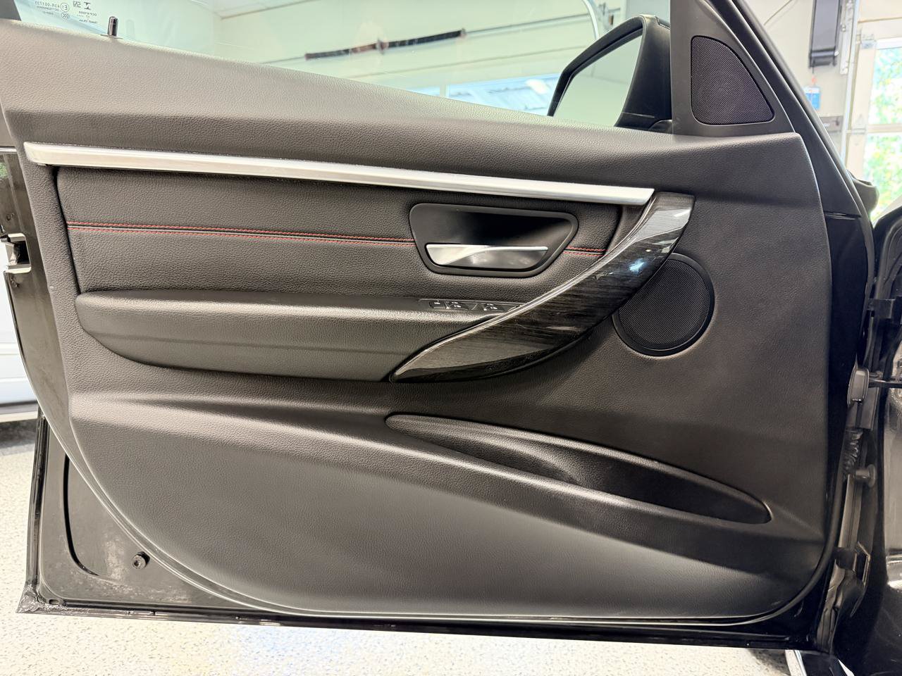 Used 2018 BMW 330i Sedan RWD image 14