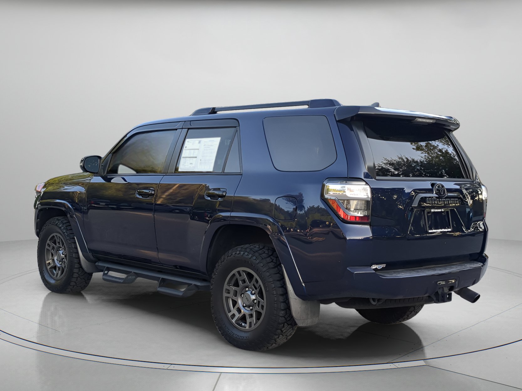 Used 2020 Toyota 4Runner Venture w/ Moonroof Package AWD/4WD image 42