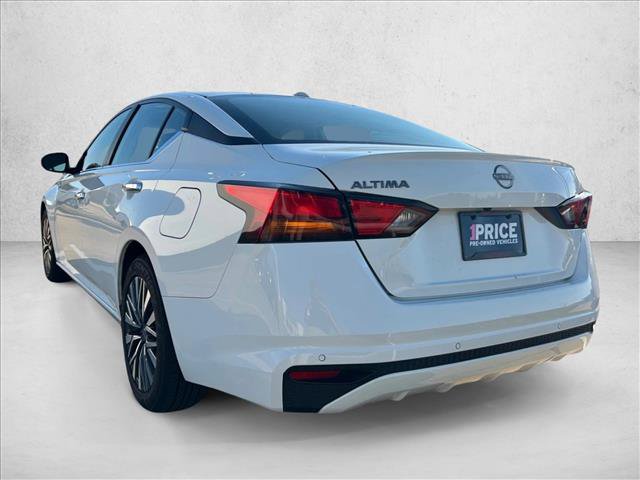 Used 2025 Nissan Altima 2.5 SV FWD image 7