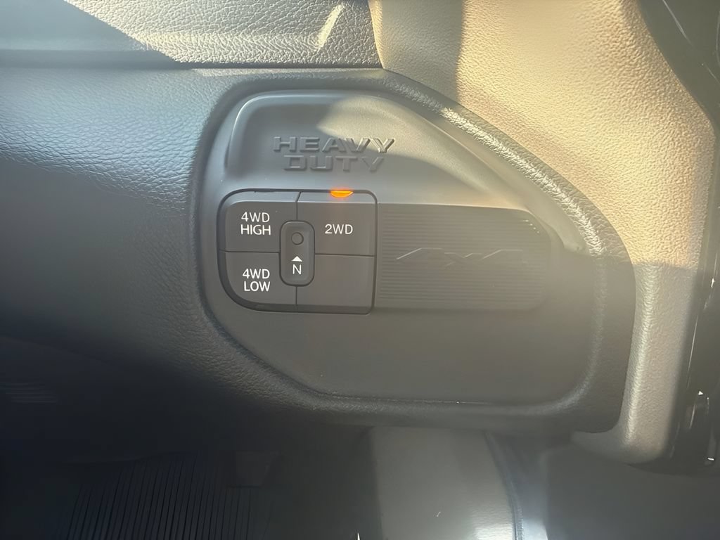 Used 2024 RAM 3500 Laramie w/ Towing Technology Group AWD/4WD image 16