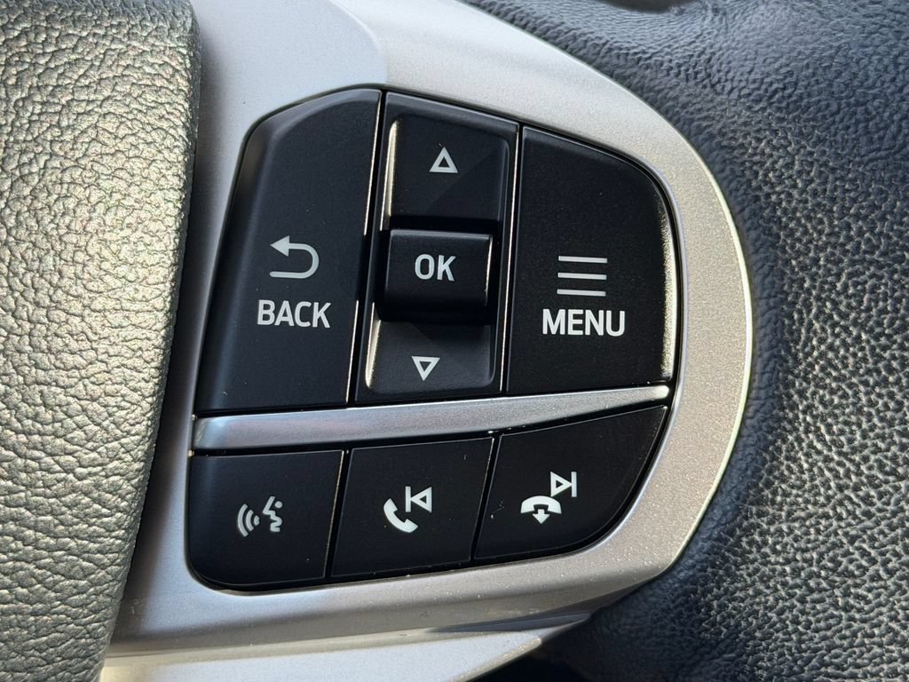 Used 2023 Ford Explorer XLT w/ Equipment Group 202A RWD image 29