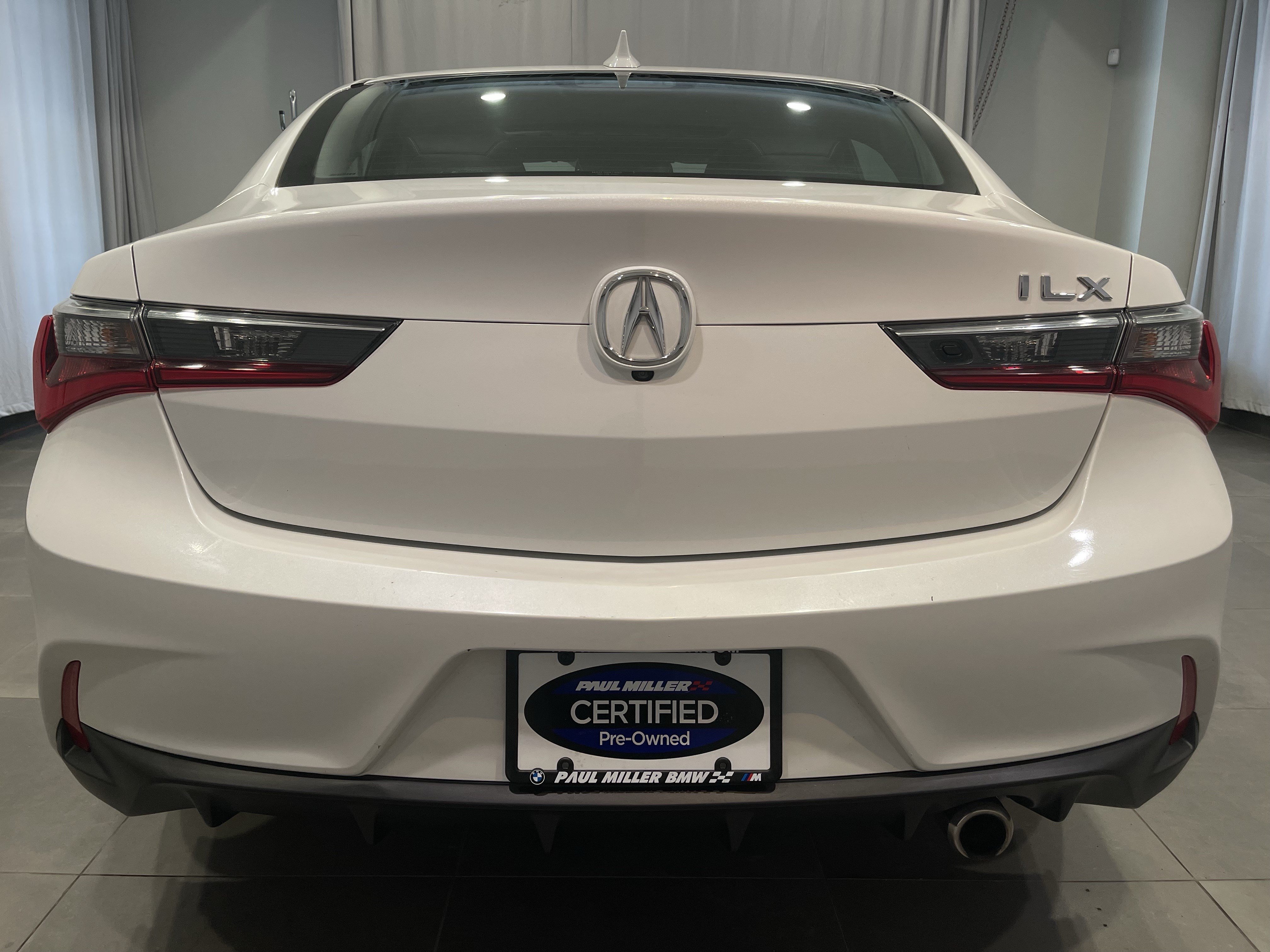 Used 2019 Acura ILX FWD image 5