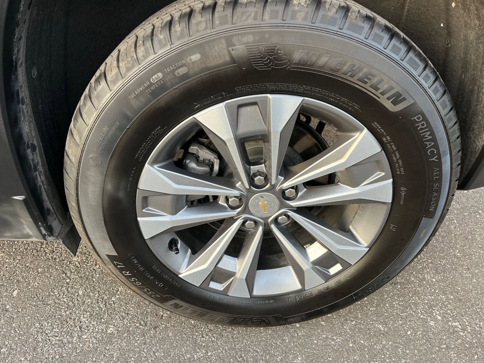 Used 2025 Chevrolet Equinox LT image 29