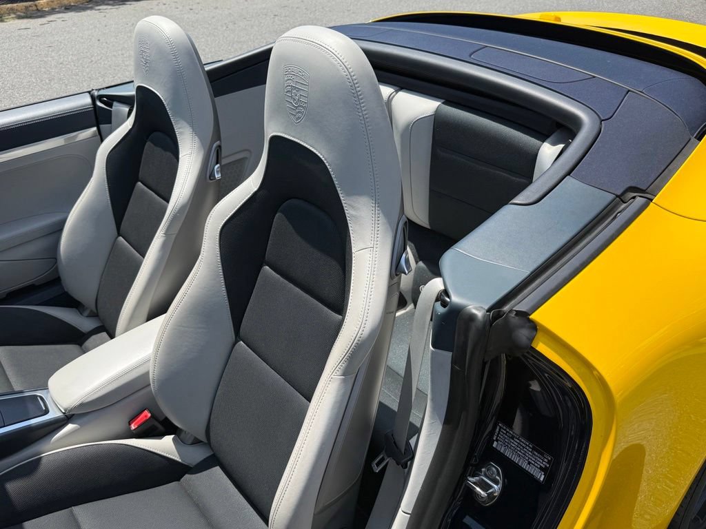 Used 2019 Porsche 911 Carrera RWD image 27