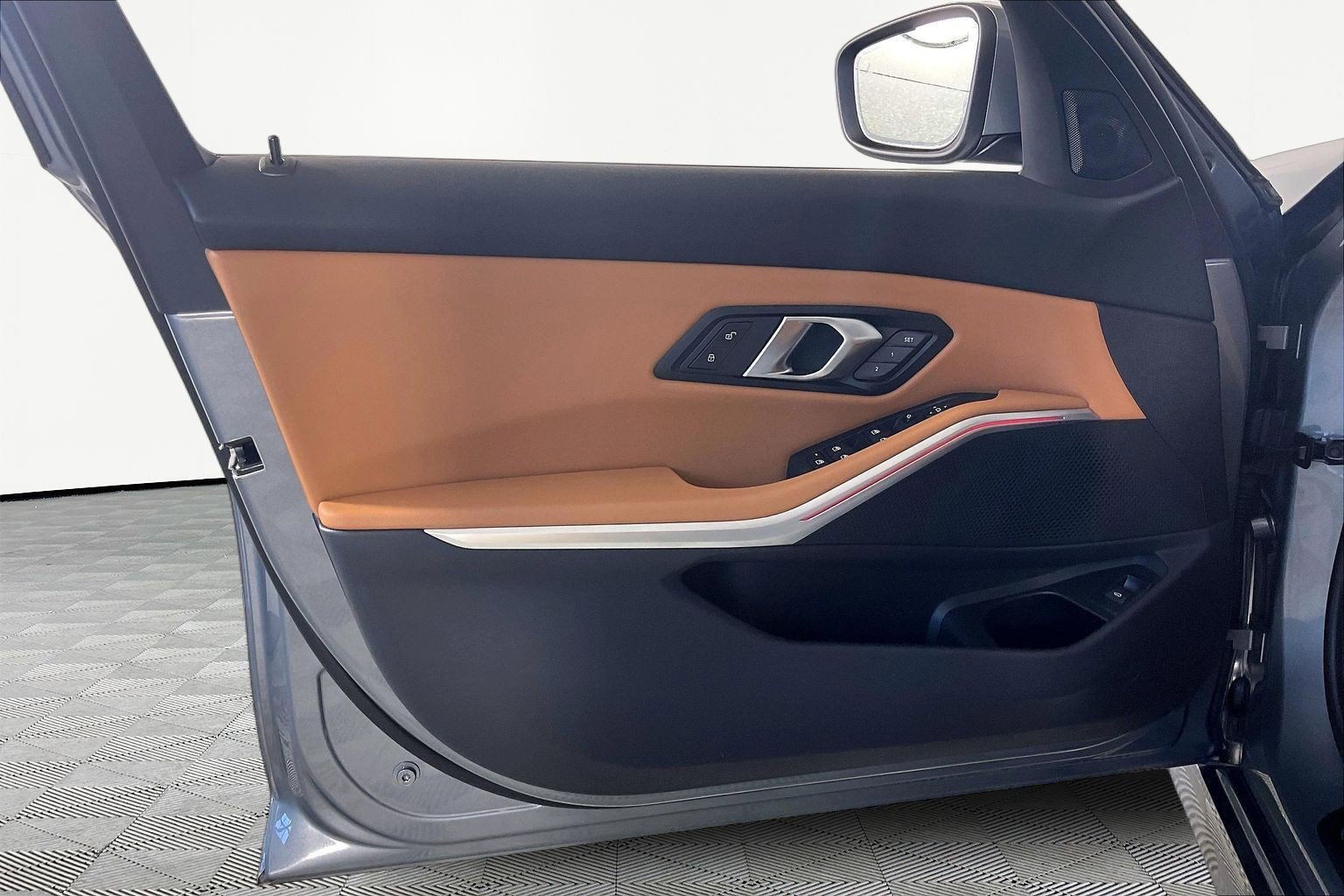 Certified 2025 BMW 330i xDrive Sedan image 23