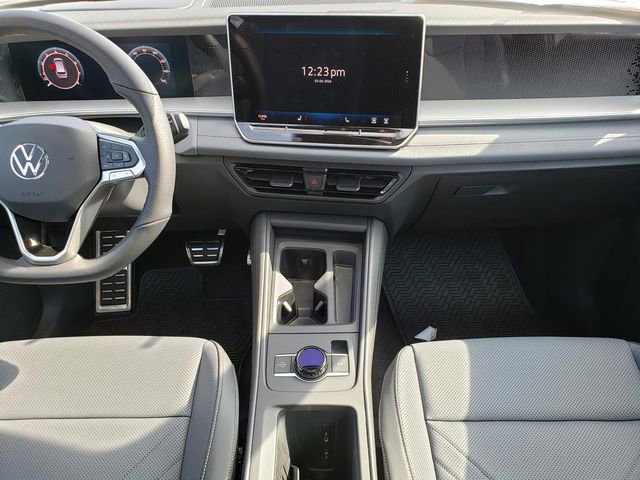 New 2026 Volkswagen Tiguan SE R-Line image 9