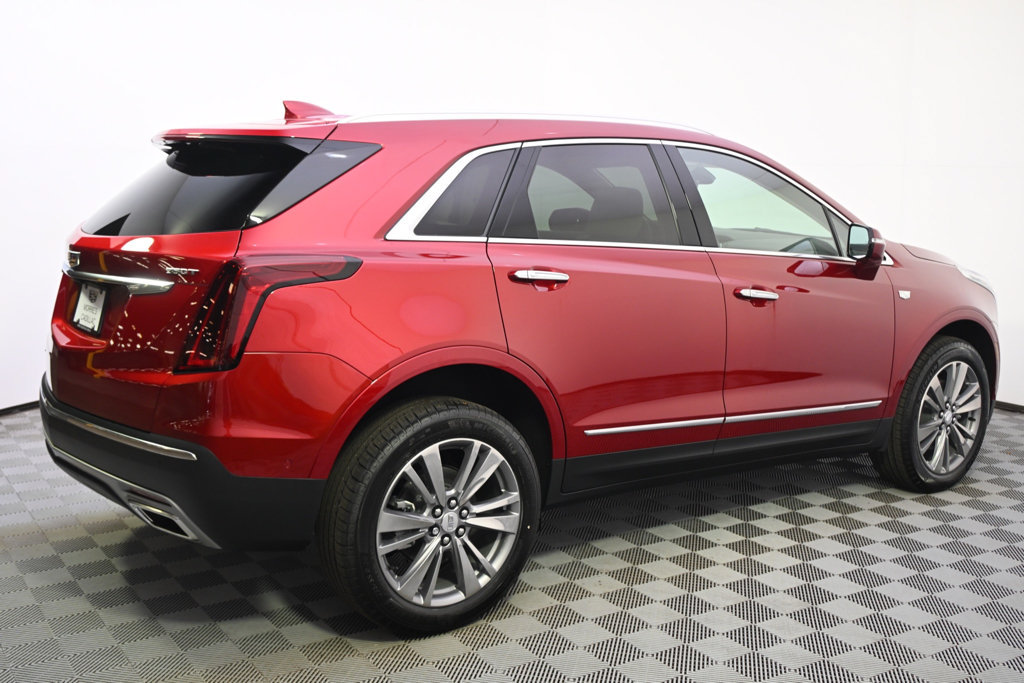 New 2026 Cadillac XT5 Premium Luxury w/ LPO, Floor Liner Package AWD/4WD image 7