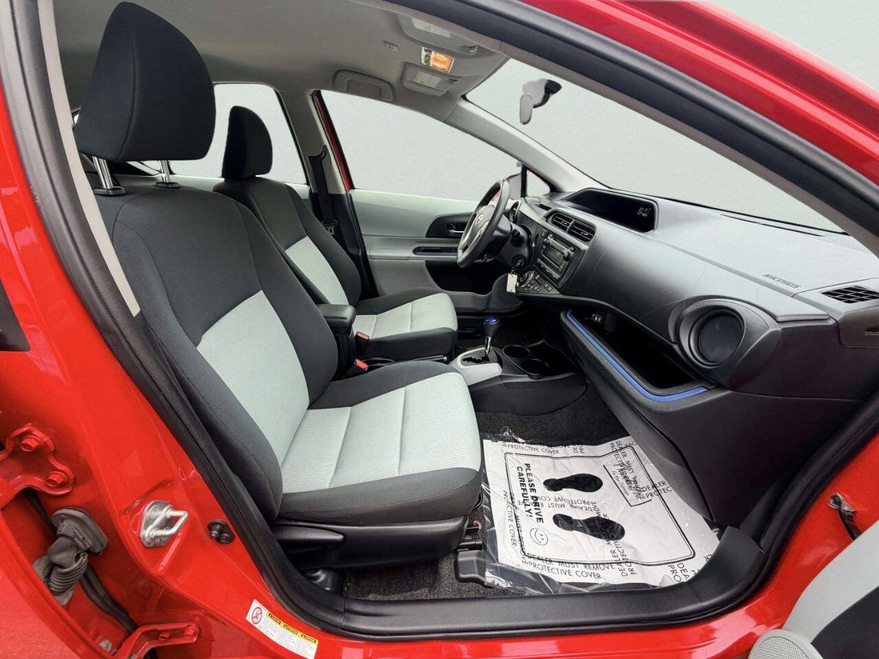 Used 2013 Toyota Prius C Two FWD image 31