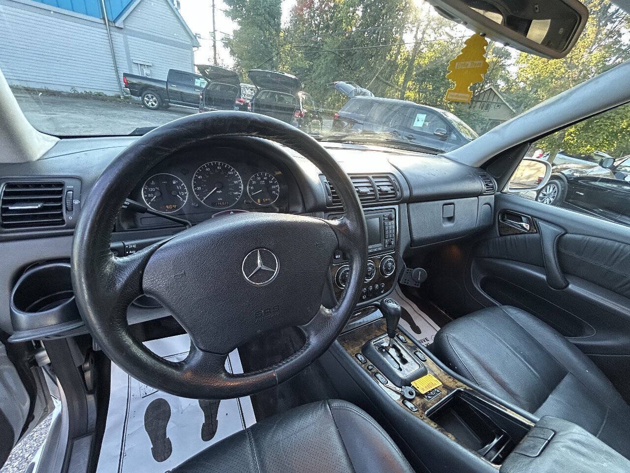 Used 2005 Mercedes-Benz ML 500 4MATIC image 5
