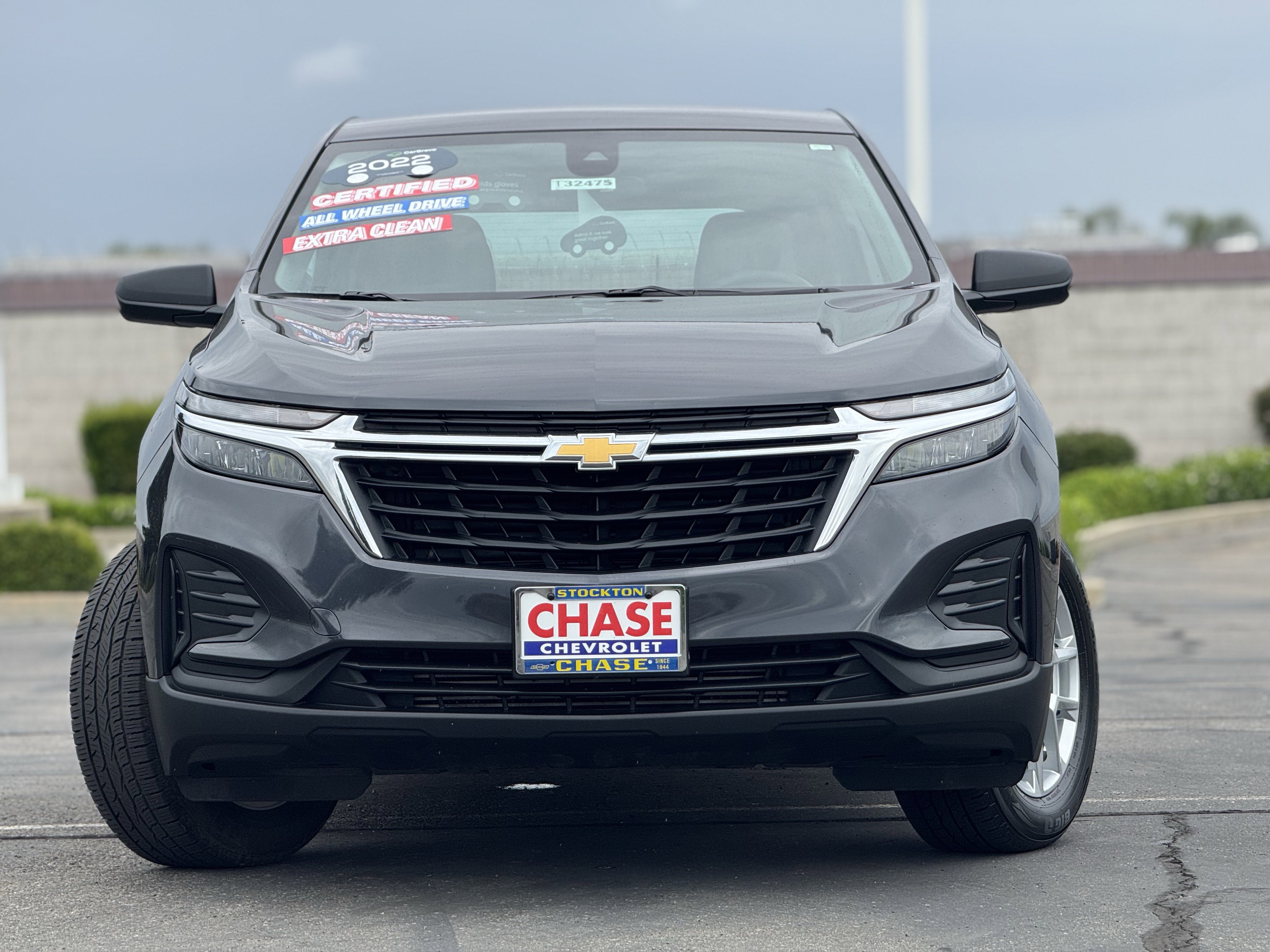 Used 2022 Chevrolet Equinox LS AWD/4WD image 2