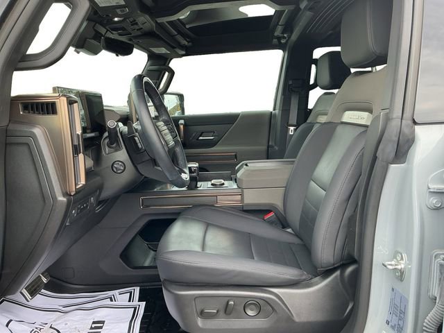 Used 2024 GMC Hummer EV 3X w/ LPO, Illumination Package image 3