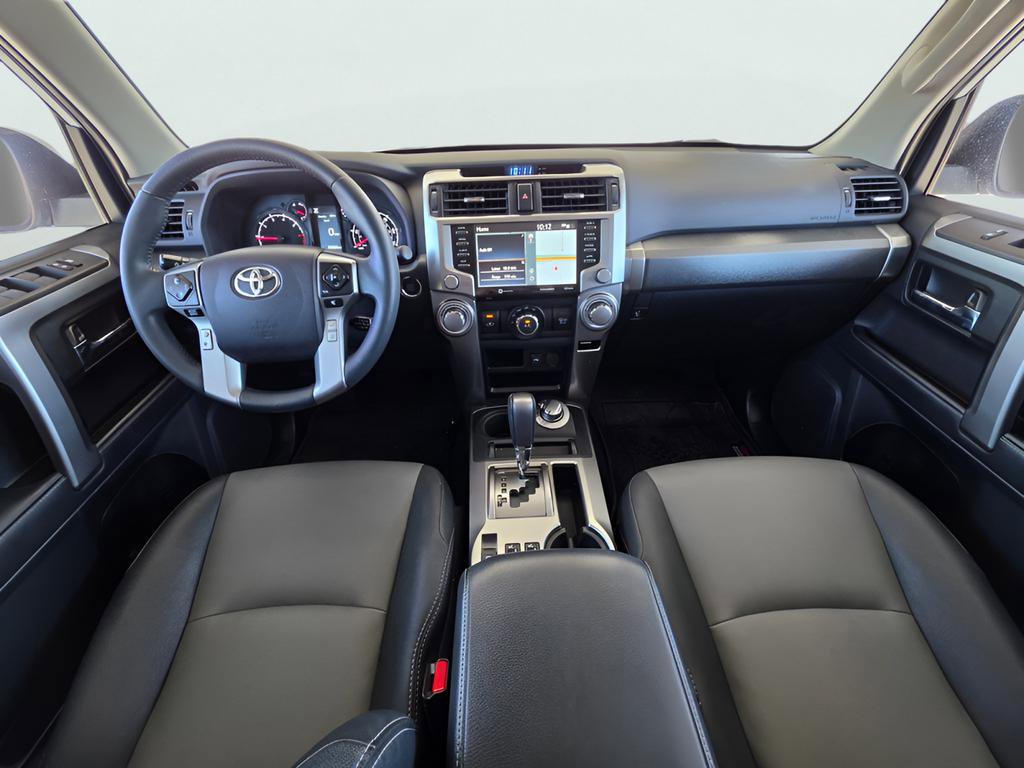 Used 2022 Toyota 4Runner SR5 Premium w/ Moonroof Package AWD/4WD image 12