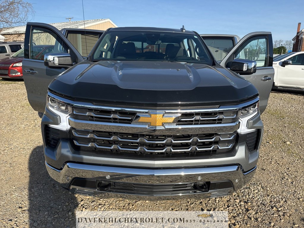 Certified 2025 Chevrolet Silverado 1500 LTZ AWD/4WD image 38
