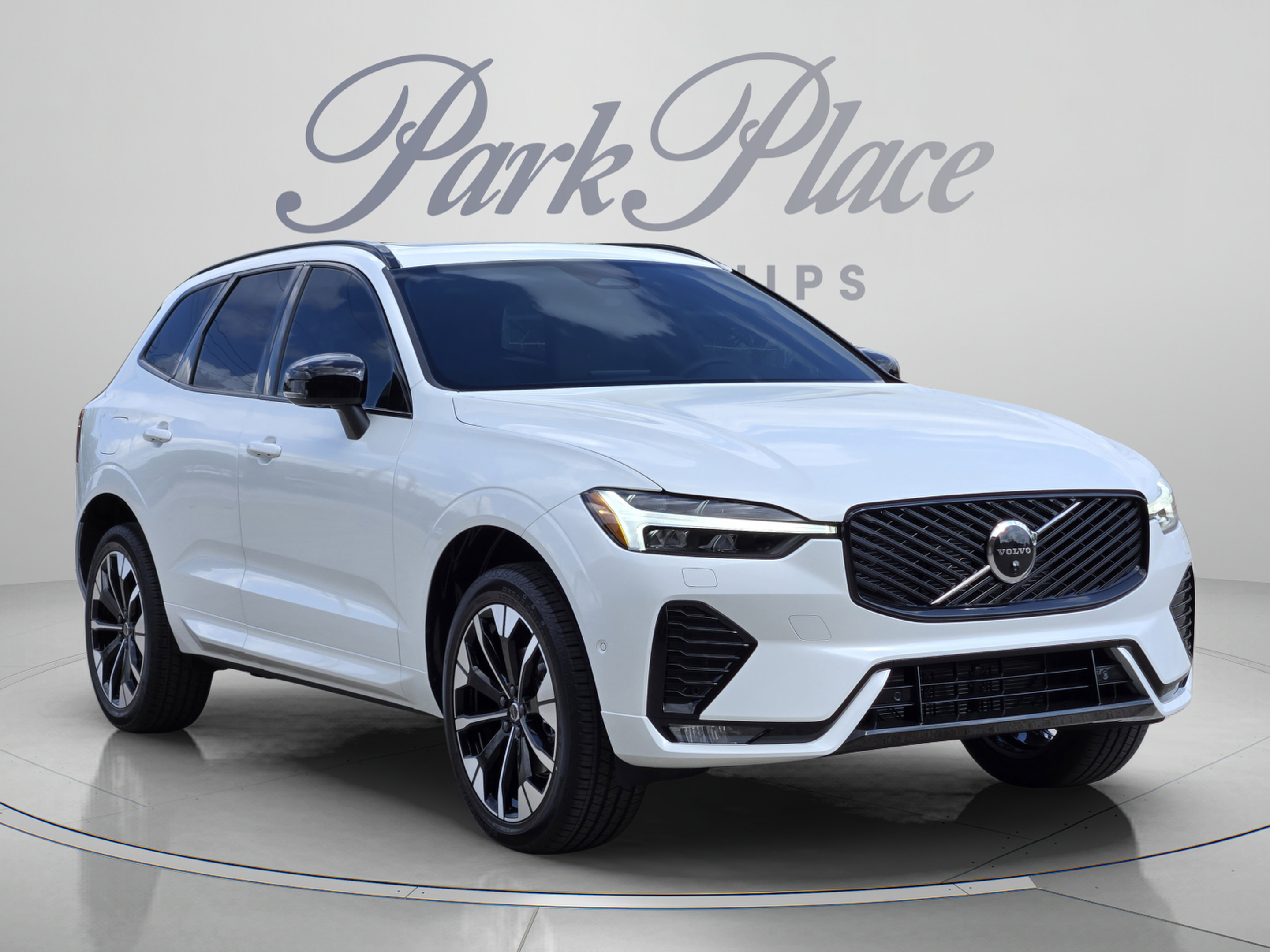 New 2026 Volvo XC60 B5 Plus w/ Protection Package Premier AWD/4WD image 8