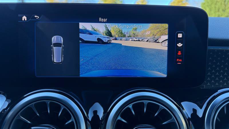 Used 2024 Mercedes-Benz EQB 250+ image 43