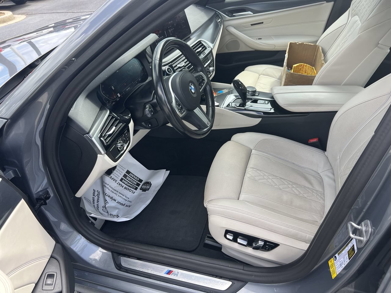 Used 2023 BMW 540i w/ M Sport Package RWD image 16