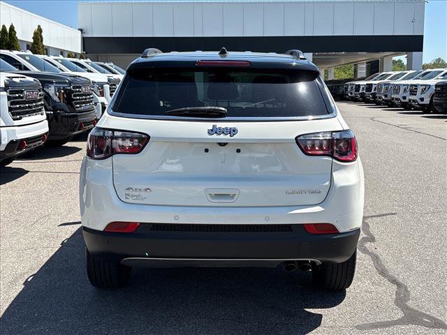 Used 2021 Jeep Compass Limited AWD/4WD image 5