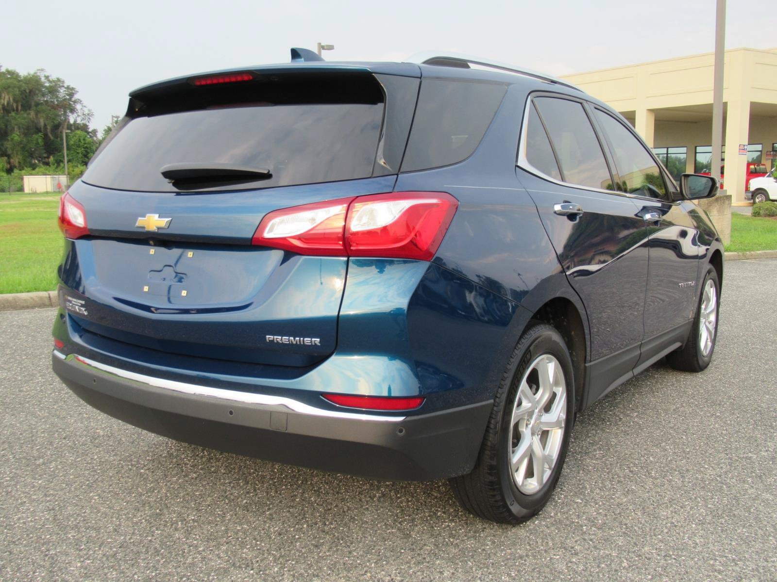 Used 2019 Chevrolet Equinox Premier FWD image 7