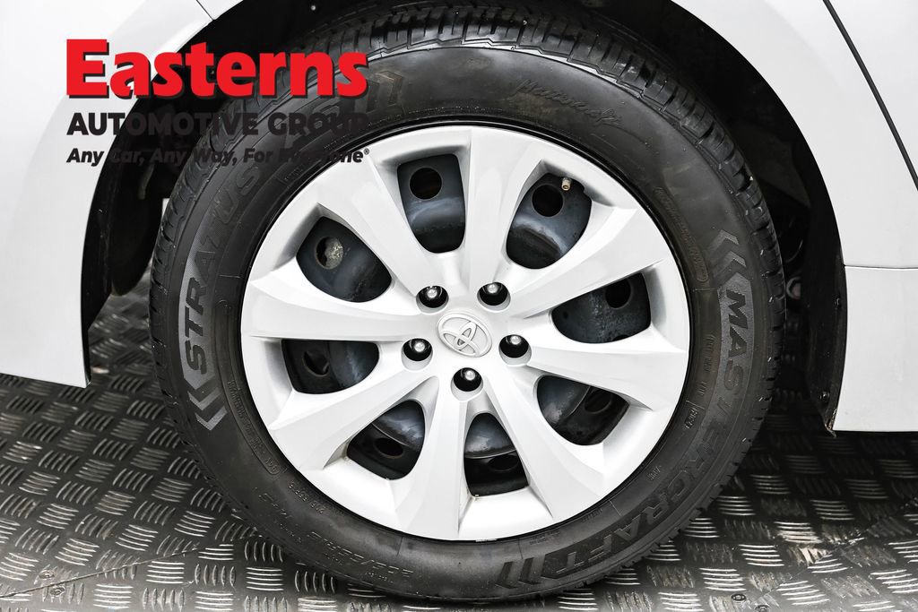 Used 2023 Toyota Corolla LE FWD image 26