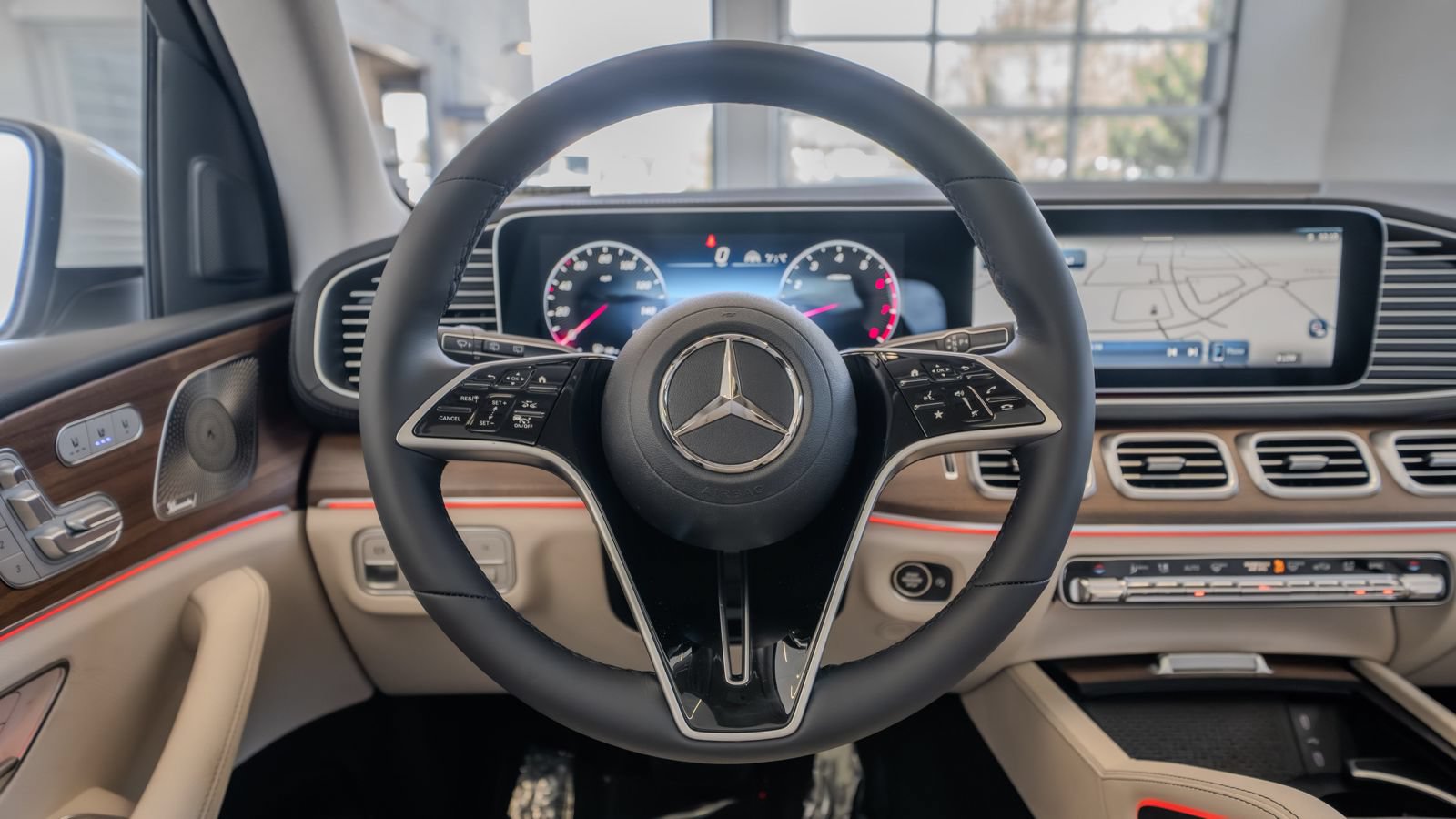 New 2026 Mercedes-Benz GLS 450 4MATIC image 9