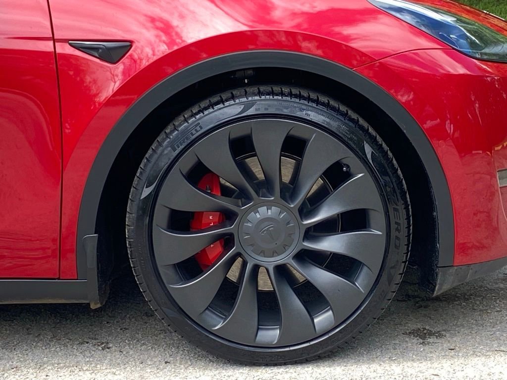 Used 2021 Tesla Model Y Performance image 15