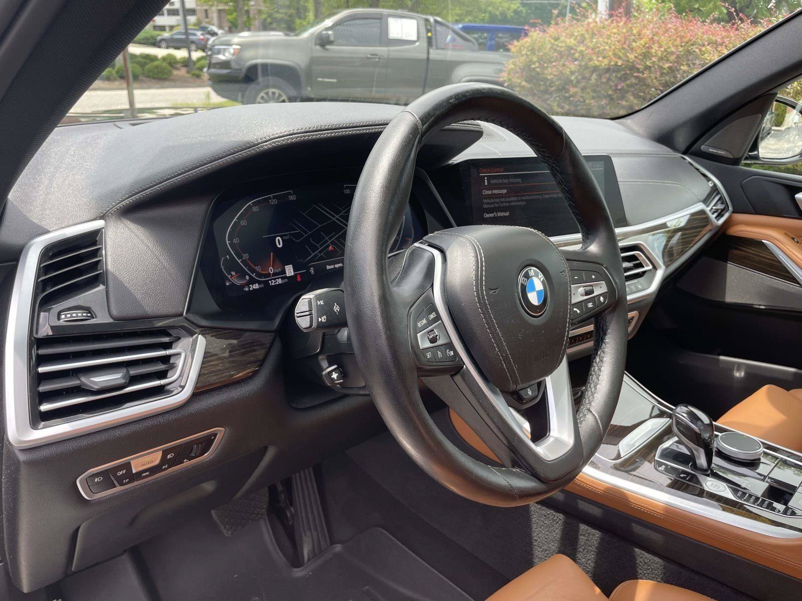 Used 2021 BMW X5 xDrive40i w/ Premium Package AWD/4WD image 6