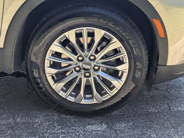 Certified 2025 Cadillac XT4 Premium Luxury FWD image 11