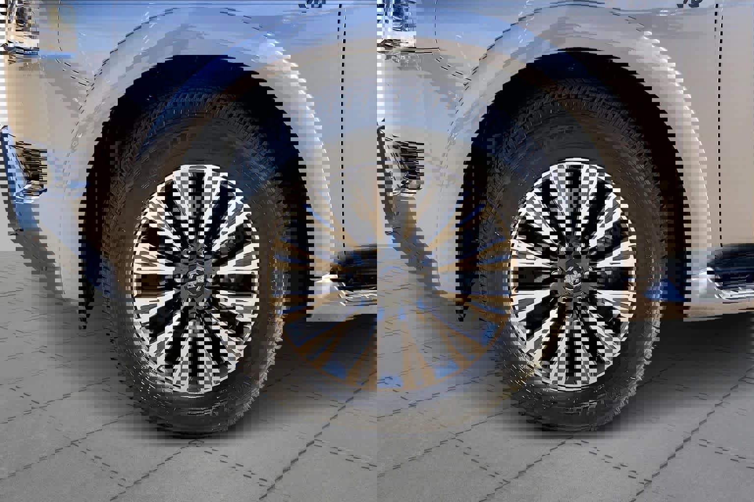 Used 2021 Nissan Armada SL w/ Midnight Edition Package image 10