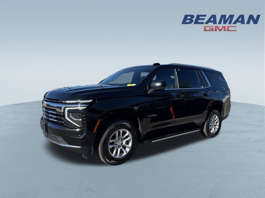 Used 2025 Chevrolet Tahoe LT AWD/4WD image 3