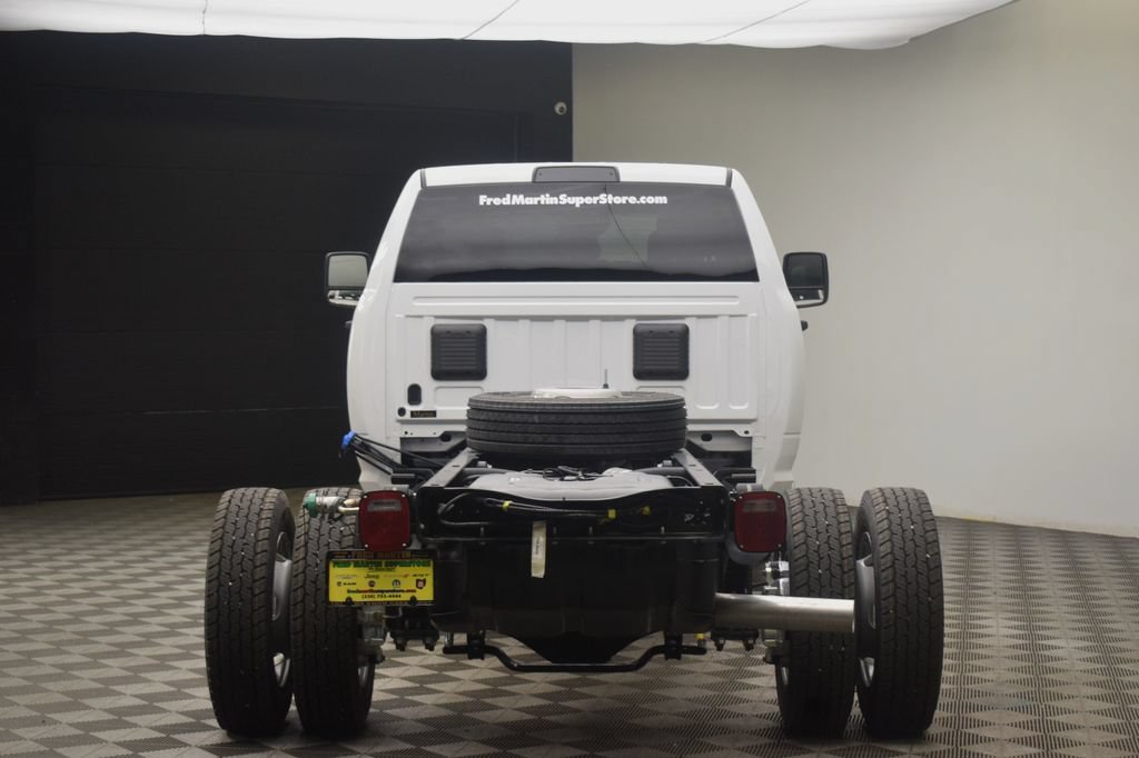 New 2026 RAM 5500 Tradesman w/ Chrome Appearance Group AWD/4WD image 12